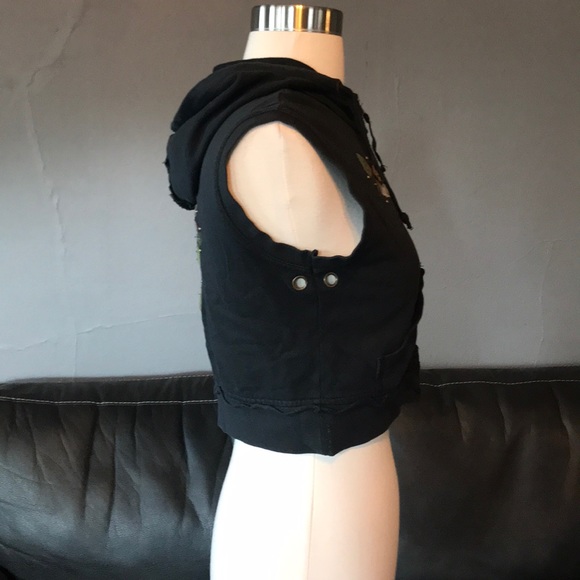 NWT black hoodie shrug flower studs grommets Small - Picture 4 of 8